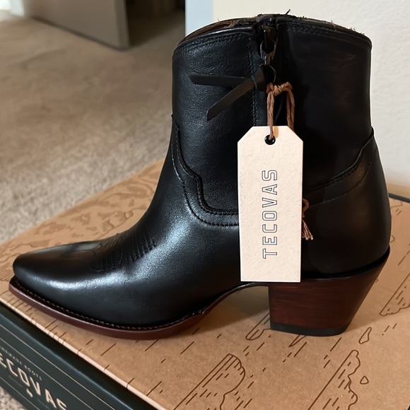 Tecovas Shoes Tecovas The Daisy Ankle Zip Boot Poshmark